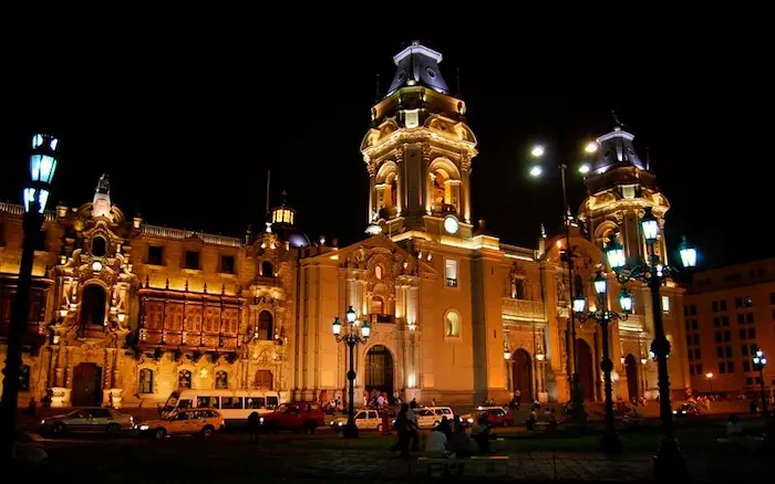 Lima night tour